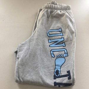 UNC Tarheels sweatpants